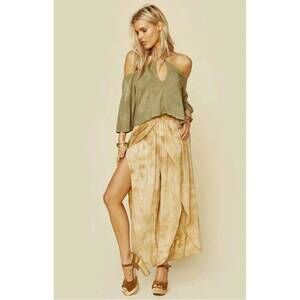 NEW BLUE LIFE sophia top in spanish olive